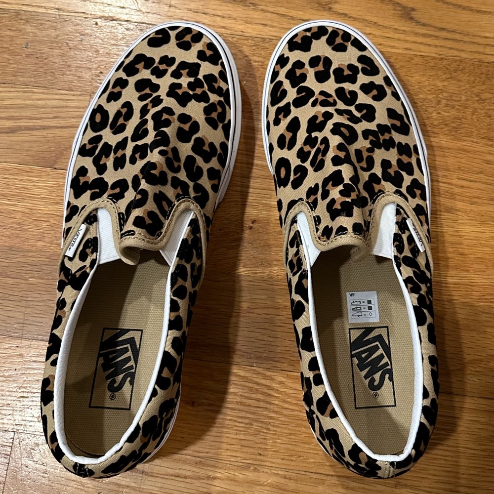 Cheetah print Vans size 11 excellent condition